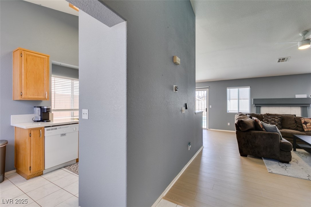 5524 Desert Valley Drive
