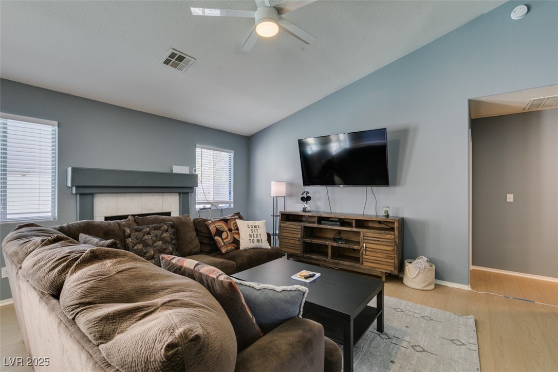 5524 Desert Valley Drive