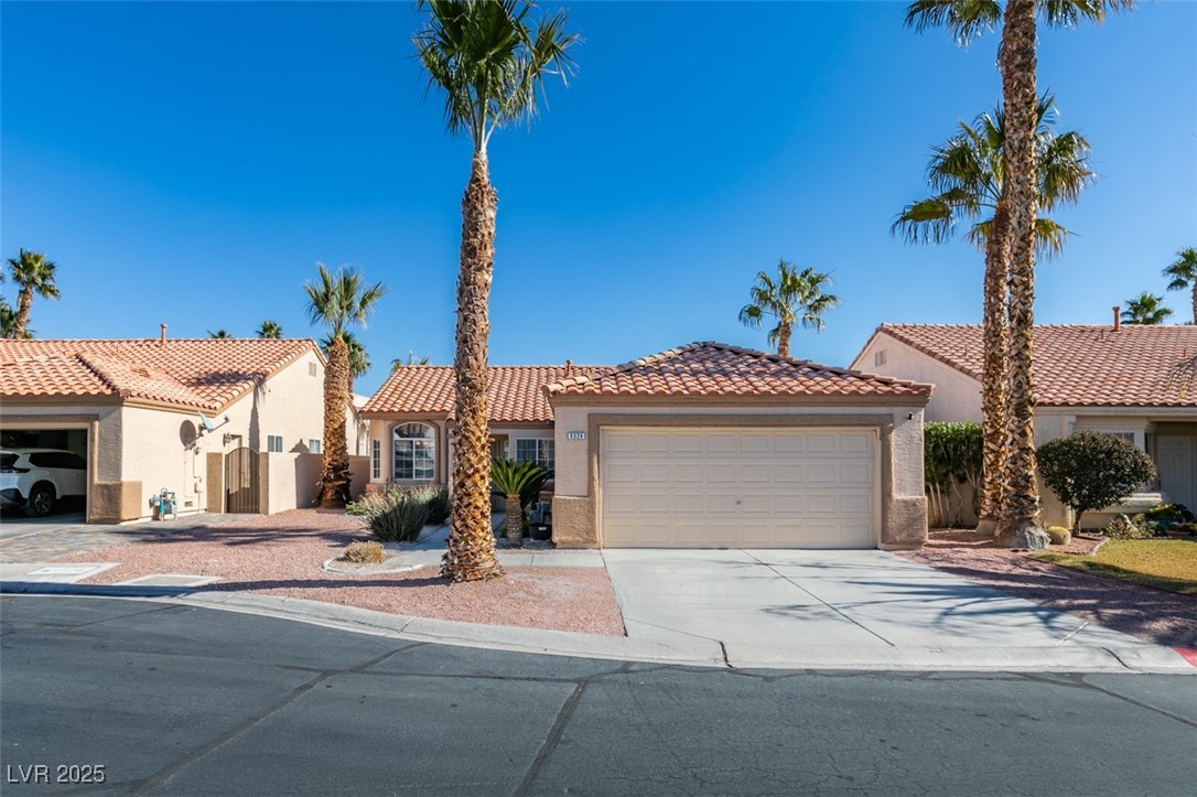 5524 Desert Valley Drive