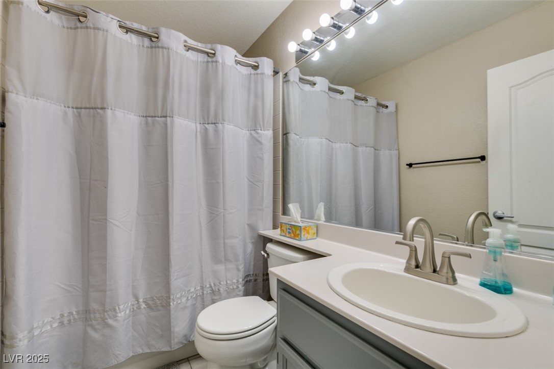 5524 Desert Valley Drive