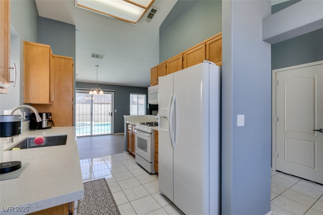 5524 Desert Valley Drive