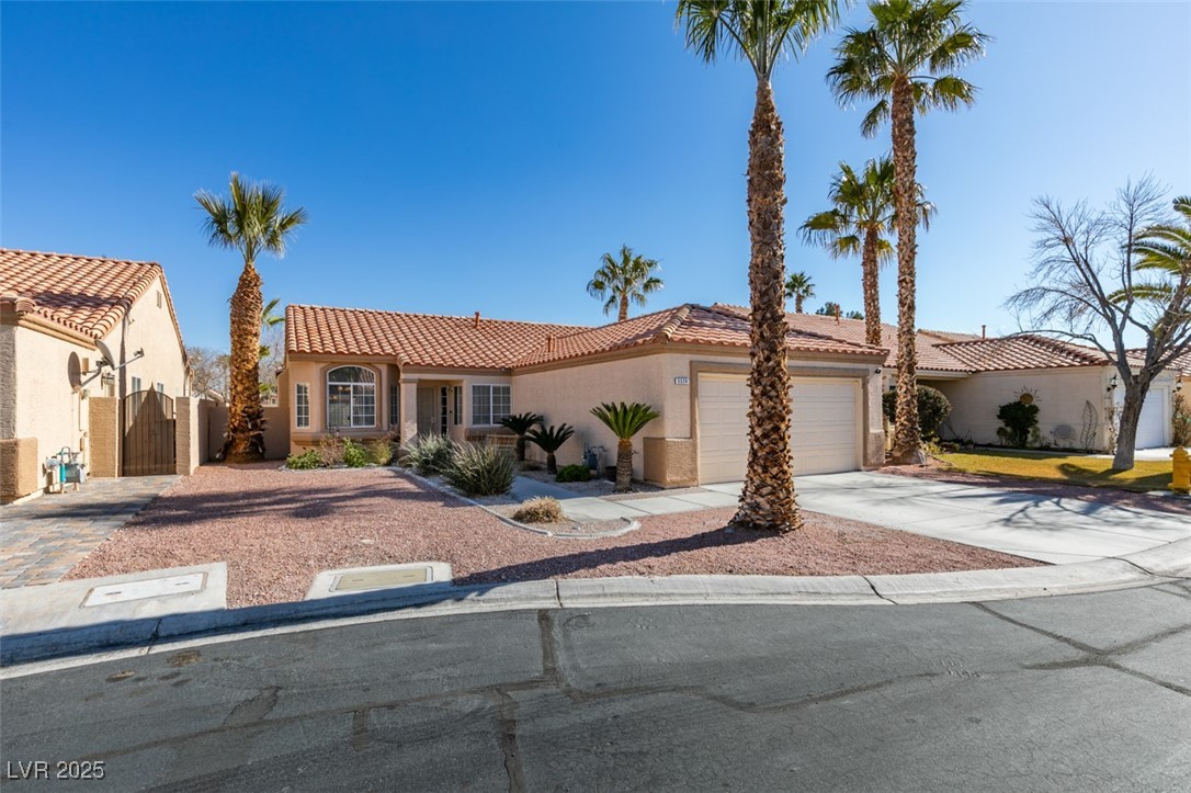 5524 Desert Valley Drive