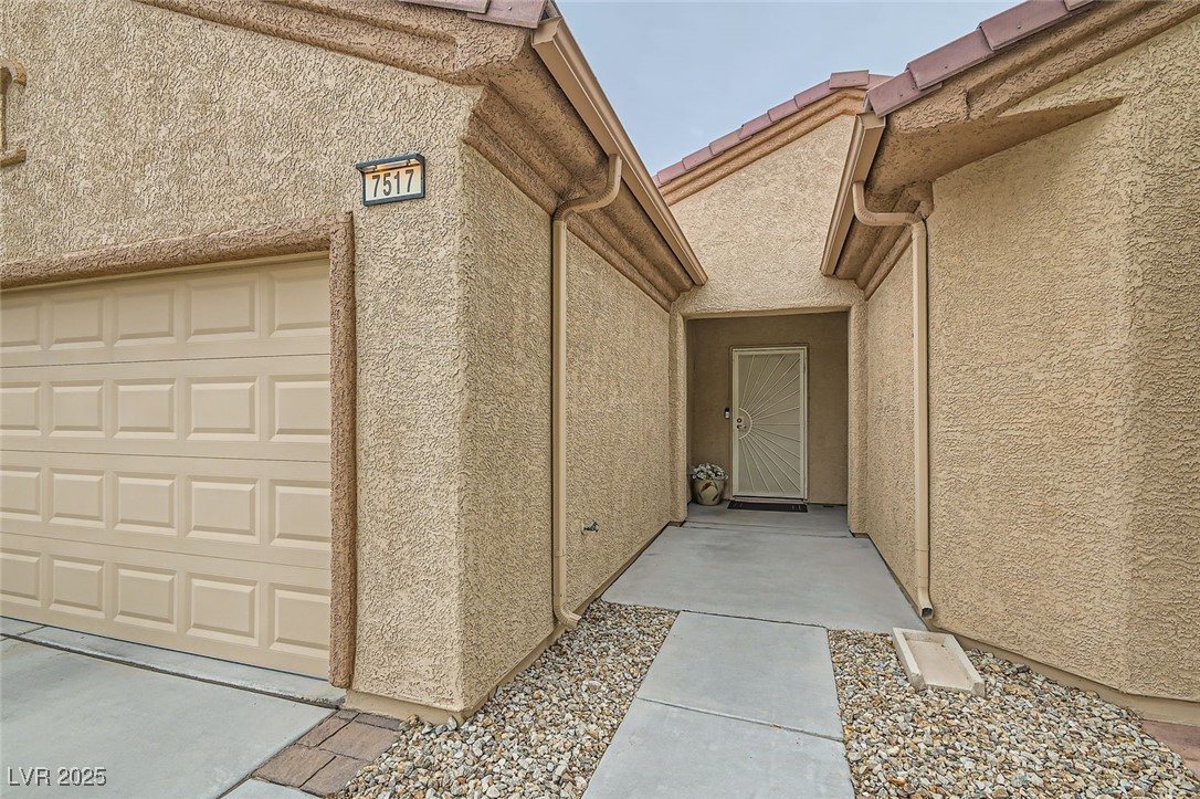 7517 Lintwhite Street