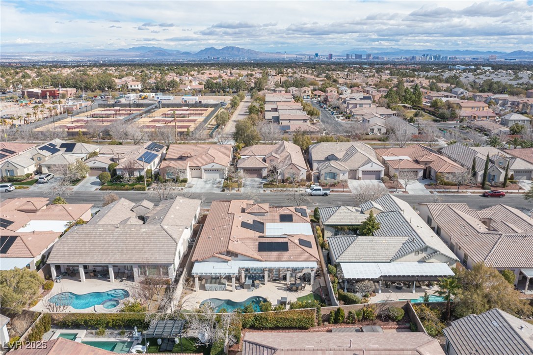 1901 Shady Elm Street