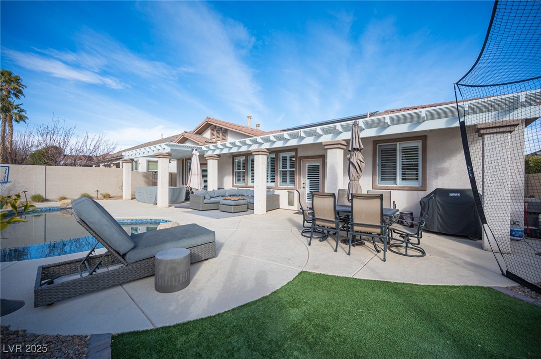 1901 Shady Elm Street