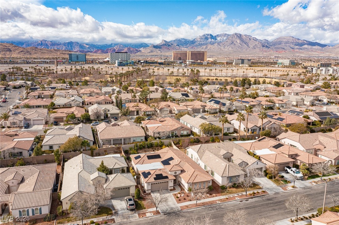 1901 Shady Elm Street