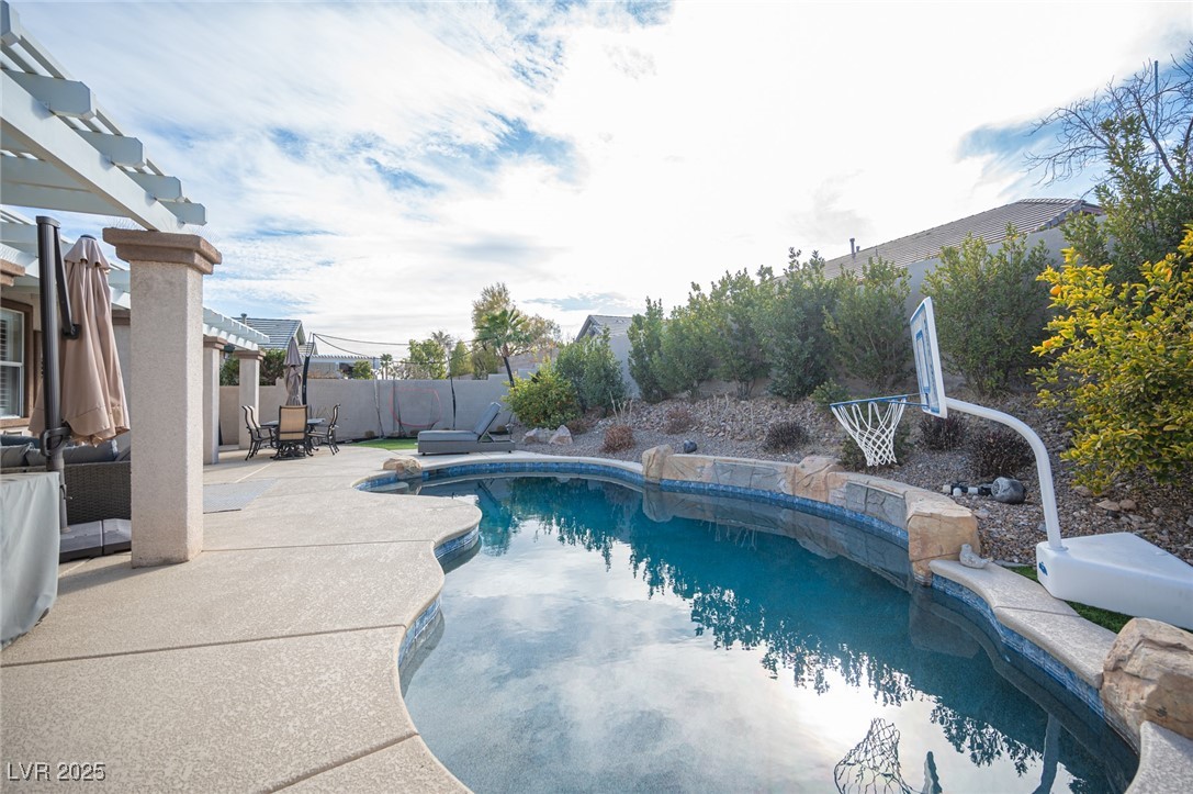 1901 Shady Elm Street