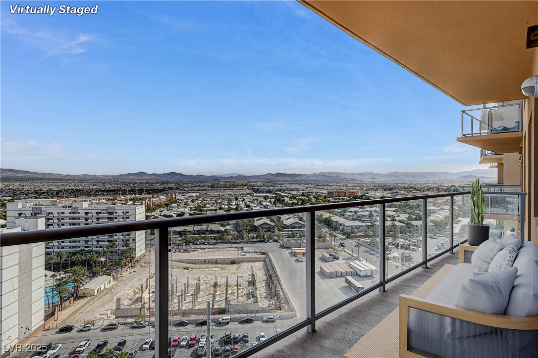 8255 Las Vegas Boulevard 1615