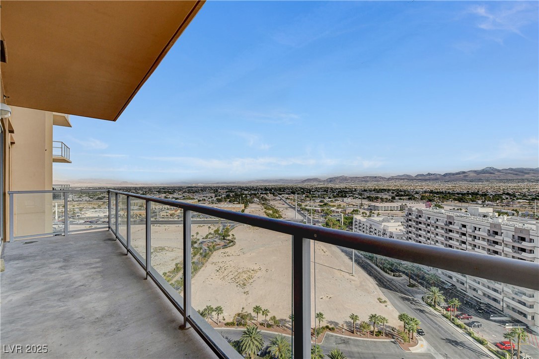8255 Las Vegas Boulevard 1615