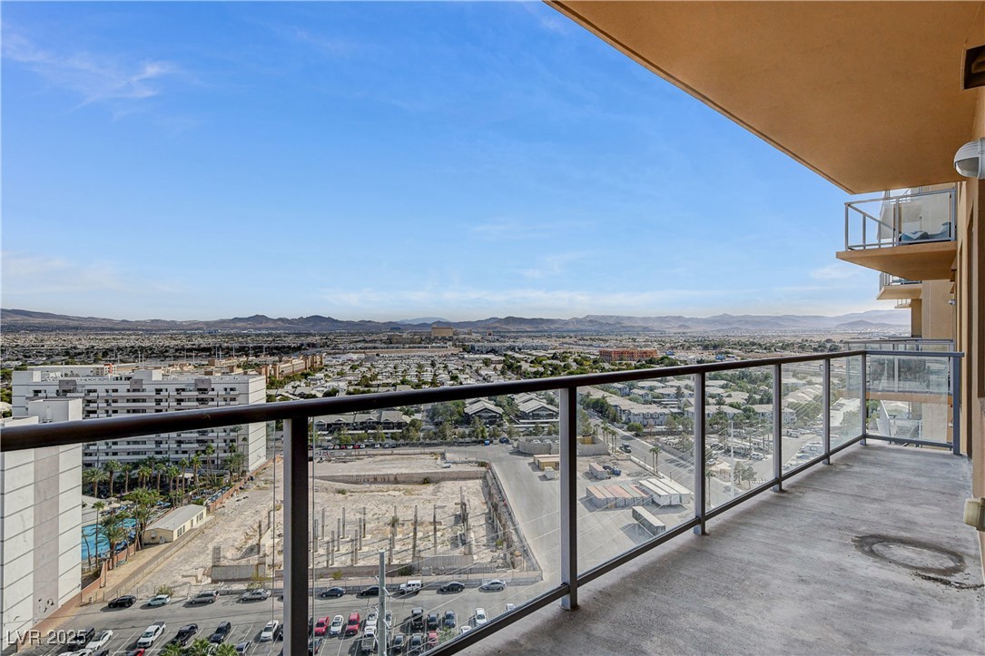 8255 Las Vegas Boulevard 1615