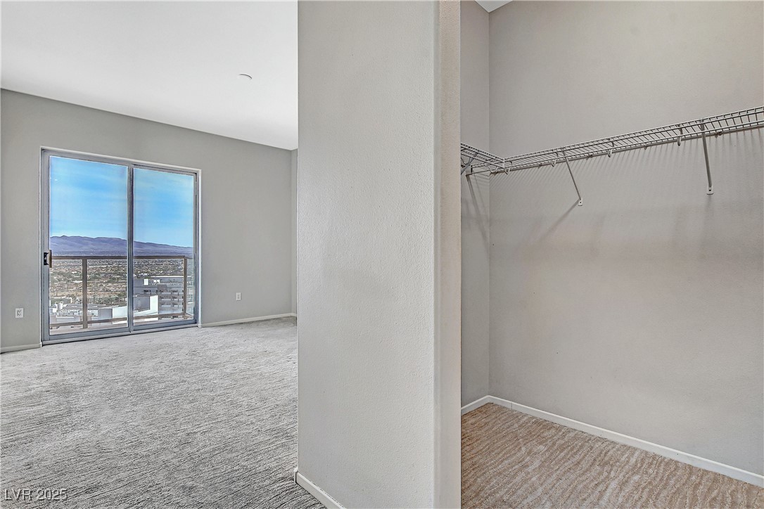 8255 Las Vegas Boulevard 1615
