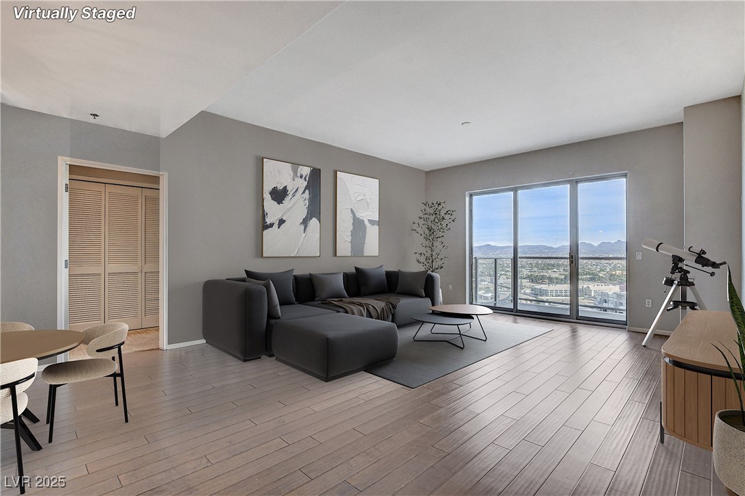 8255 Las Vegas Boulevard 1615