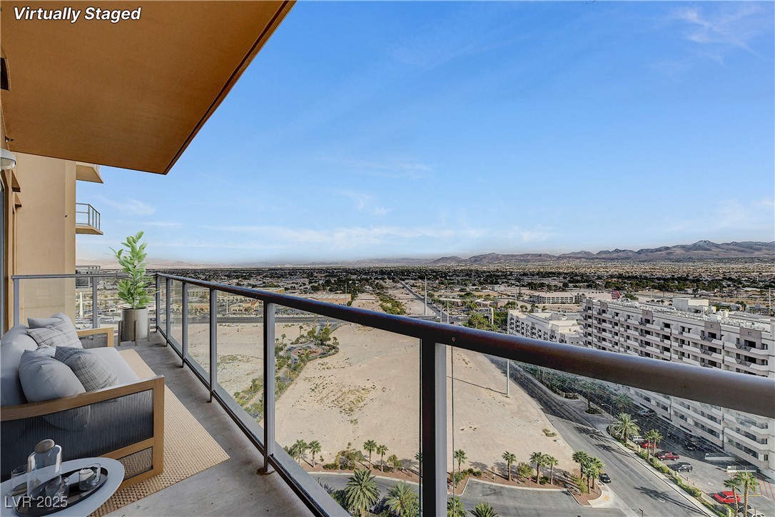 8255 Las Vegas Boulevard 1615