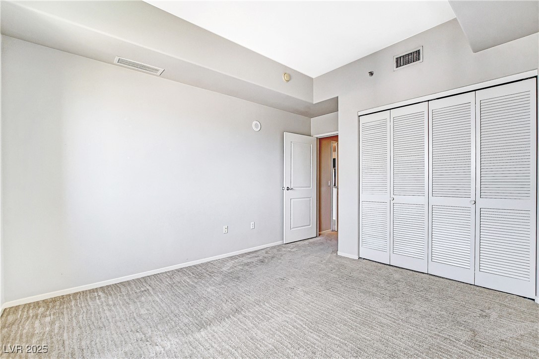 8255 Las Vegas Boulevard 1615