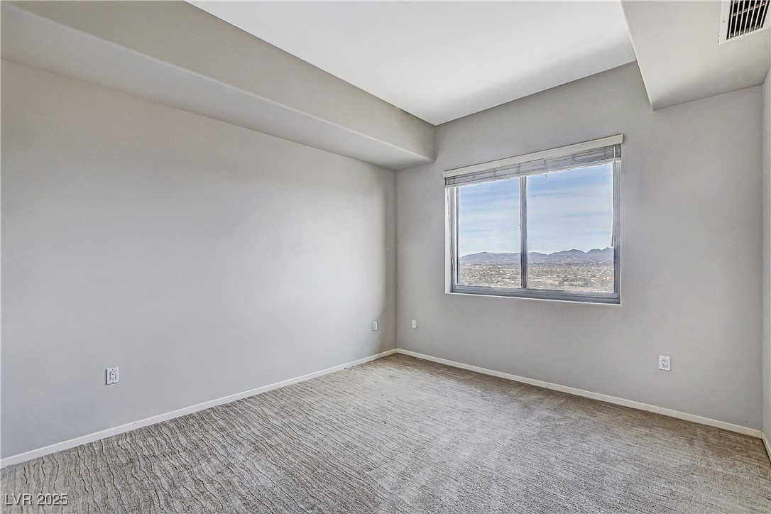 8255 Las Vegas Boulevard 1615