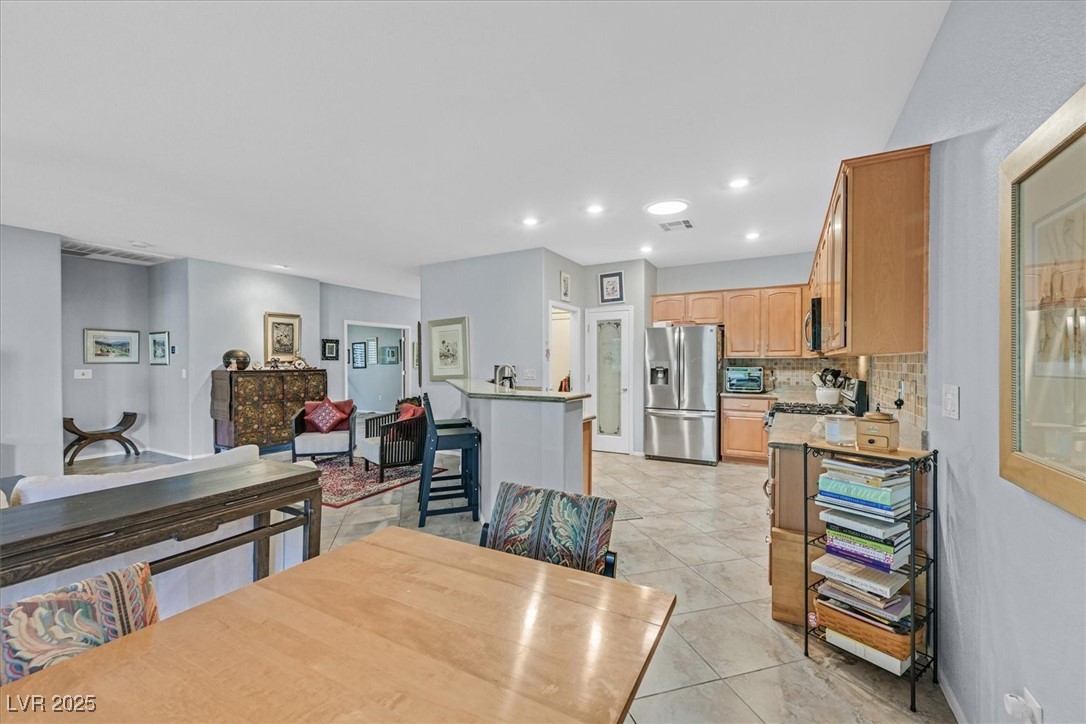 2353 Canyonville Drive