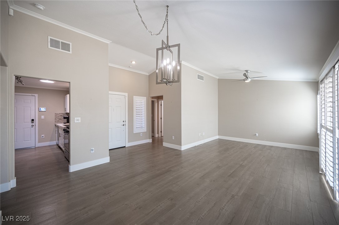 10121 Hemet Drive