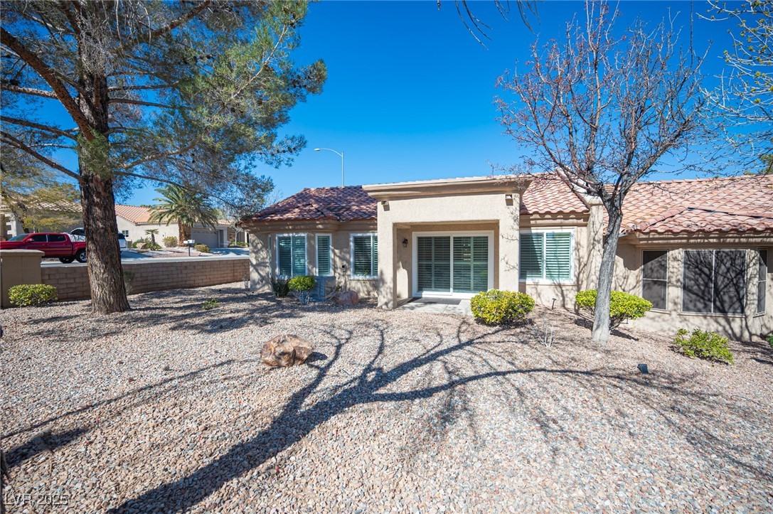 10121 Hemet Drive