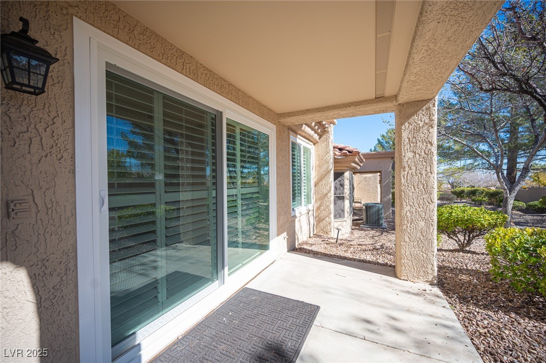 10121 Hemet Drive