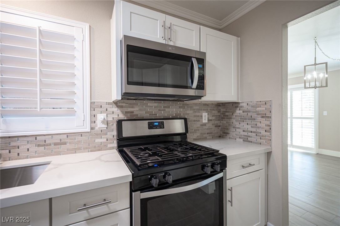 10121 Hemet Drive