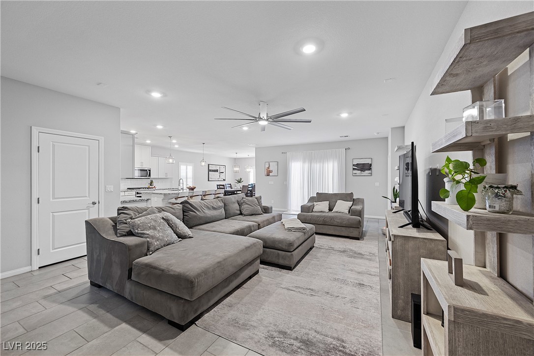 8976 South Park Street