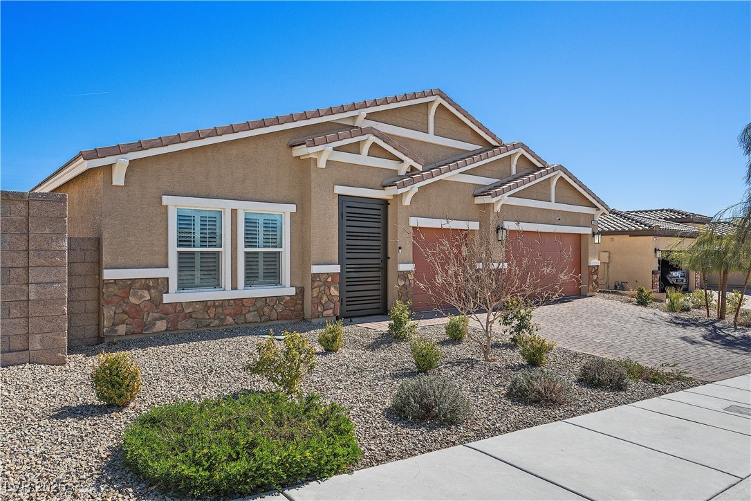 8976 South Park Street