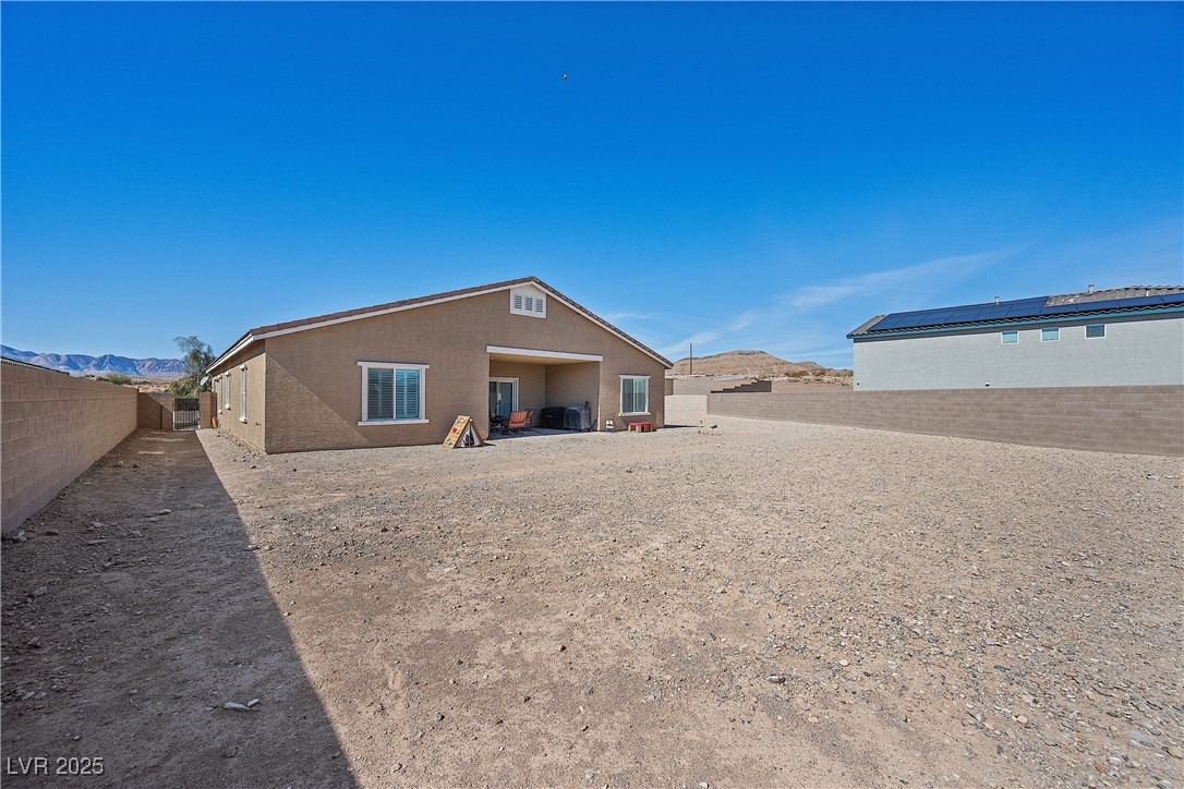 8976 South Park Street