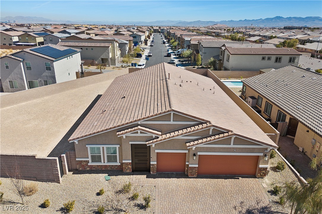 8976 South Park Street