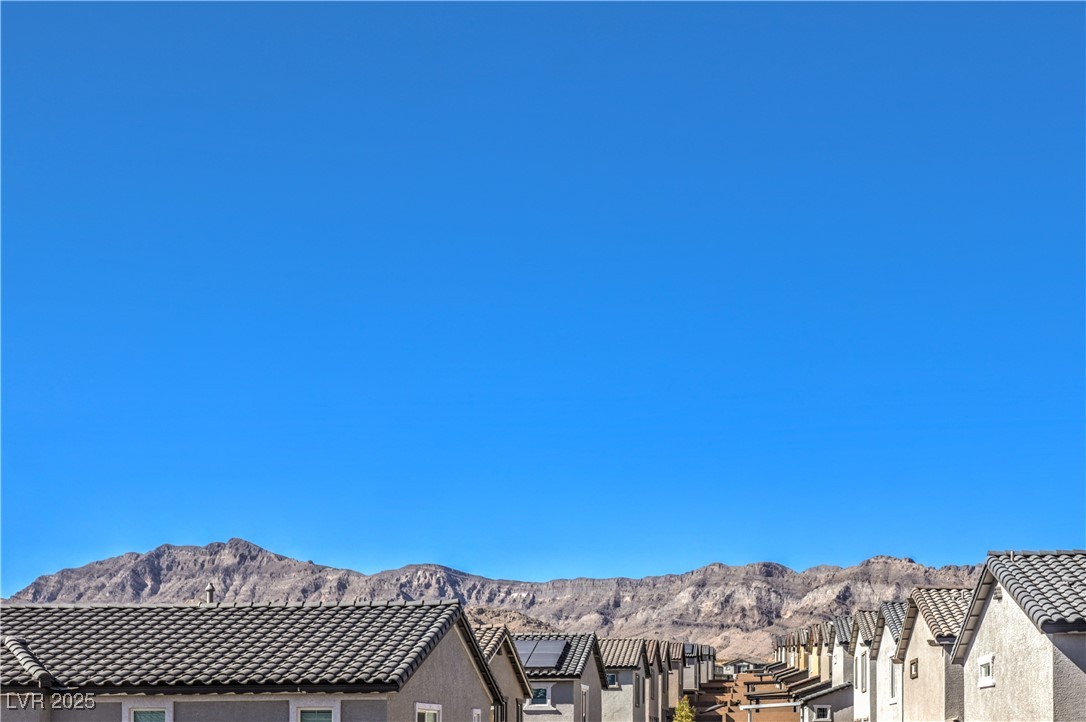 6850 Sweet Bay Street