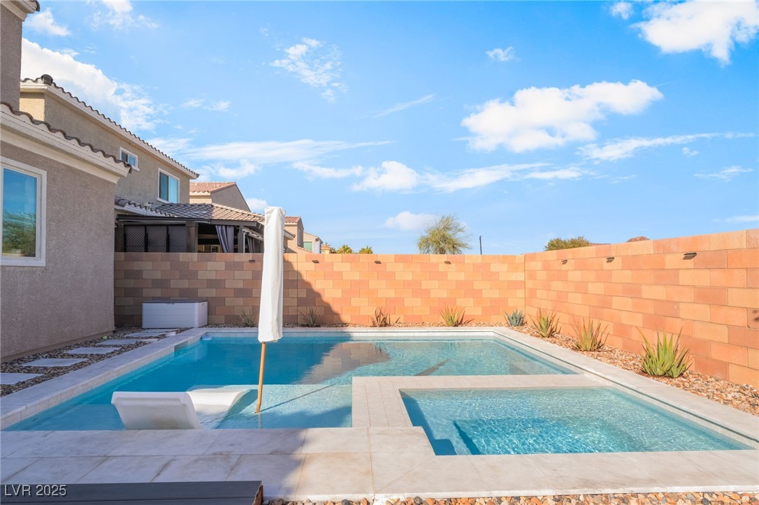 1004 Cetona Court