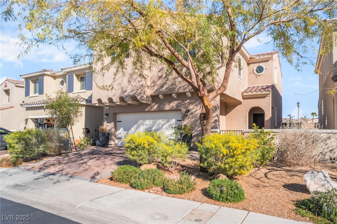 1004 Cetona Court