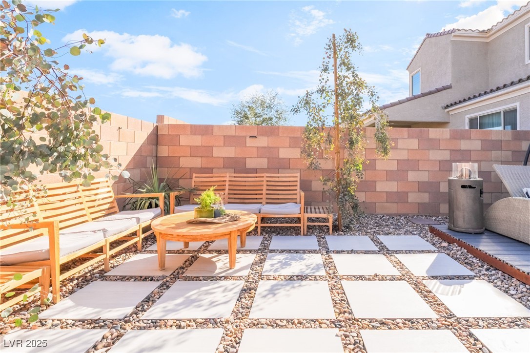 1004 Cetona Court