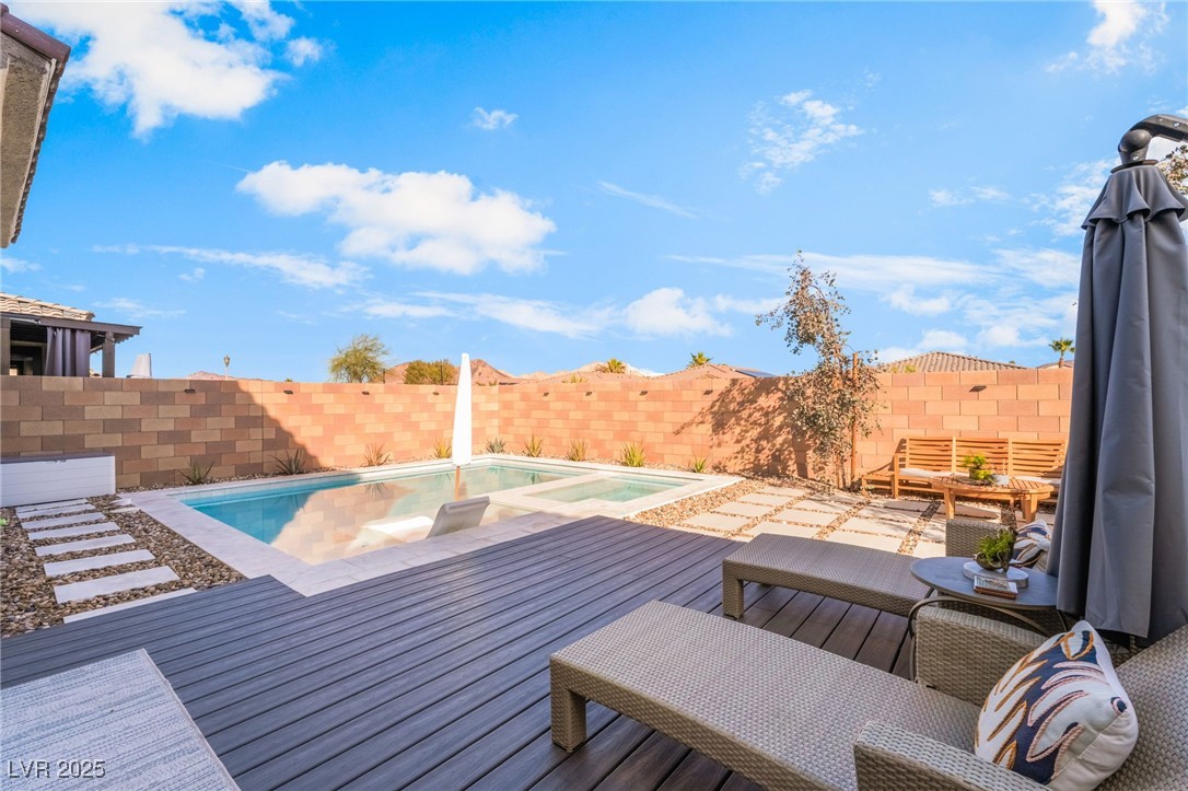 1004 Cetona Court