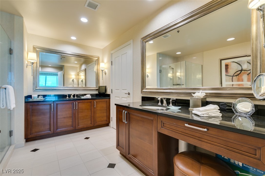 145 East HARMON Avenue 1202