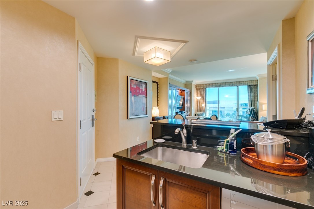 145 East HARMON Avenue 1202