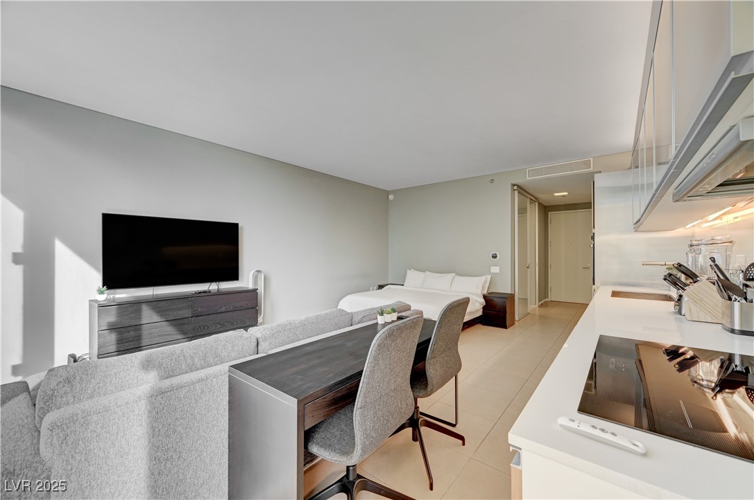 3722 Las Vegas Boulevard 1609