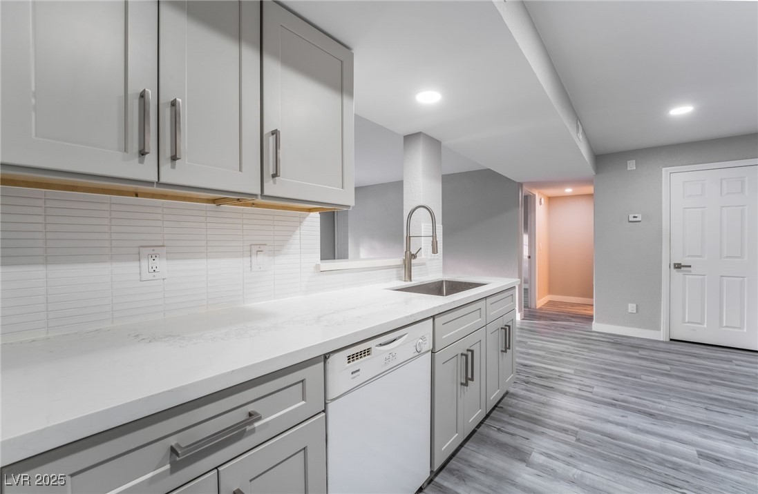 220 Mission Catalina Lane 202