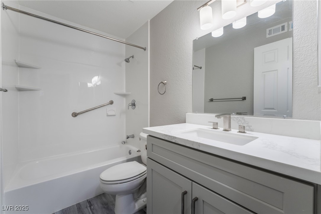 220 Mission Catalina Lane 202