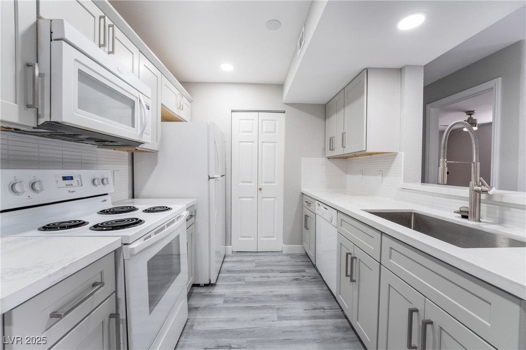 220 Mission Catalina Lane 202
