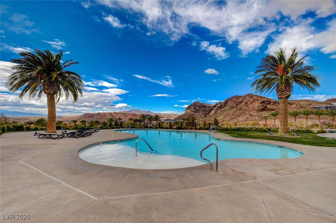 1150 Calcione Drive