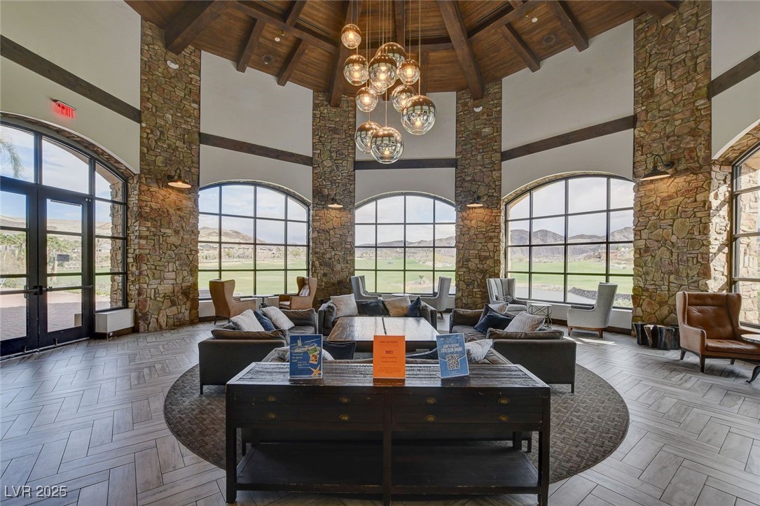 1150 Calcione Drive