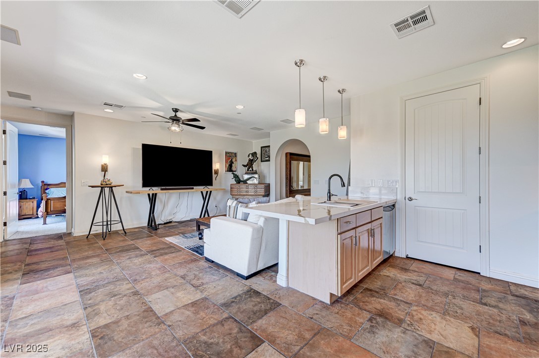 1150 Calcione Drive