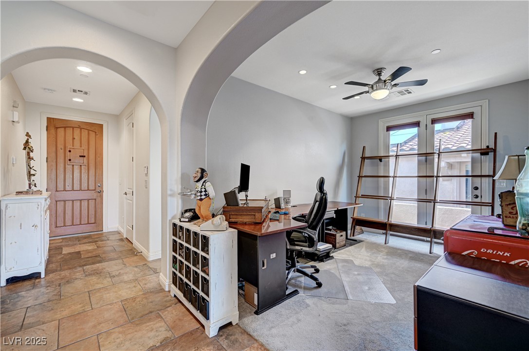 1150 Calcione Drive