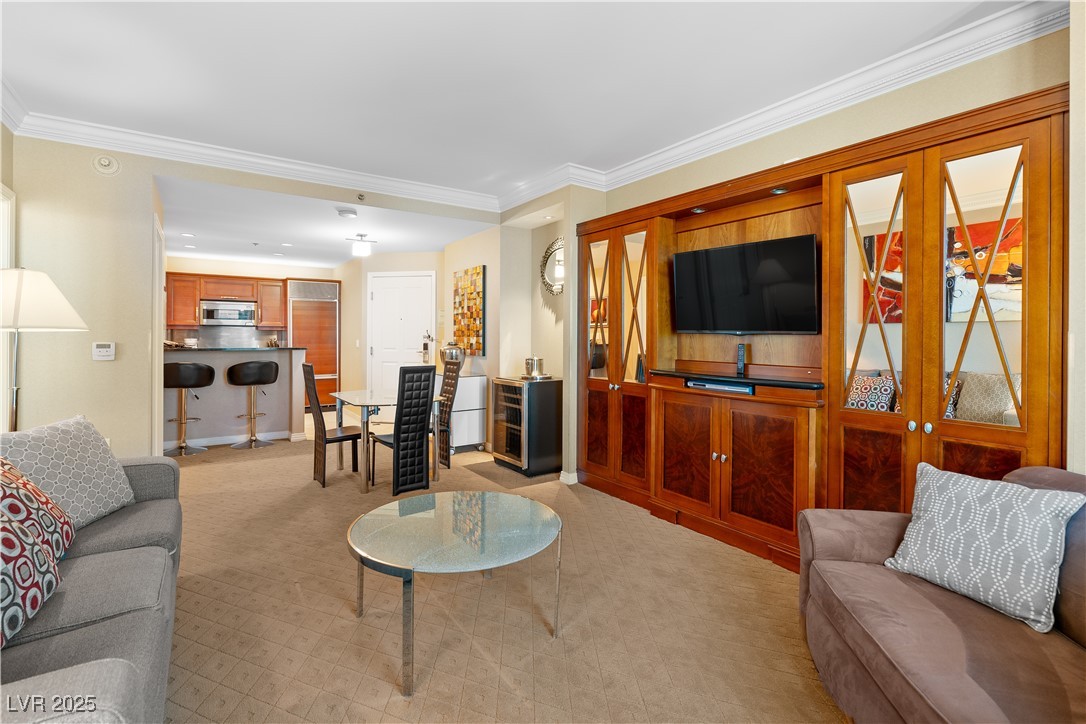 125 East Harmon Avenue 2521