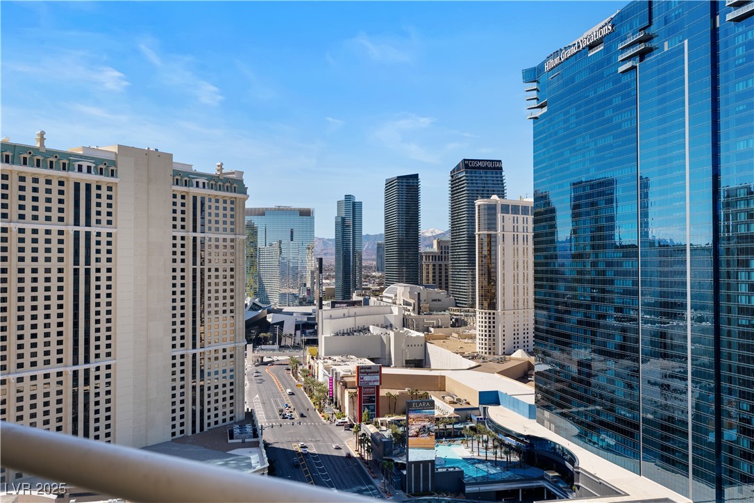 125 East Harmon Avenue 2521