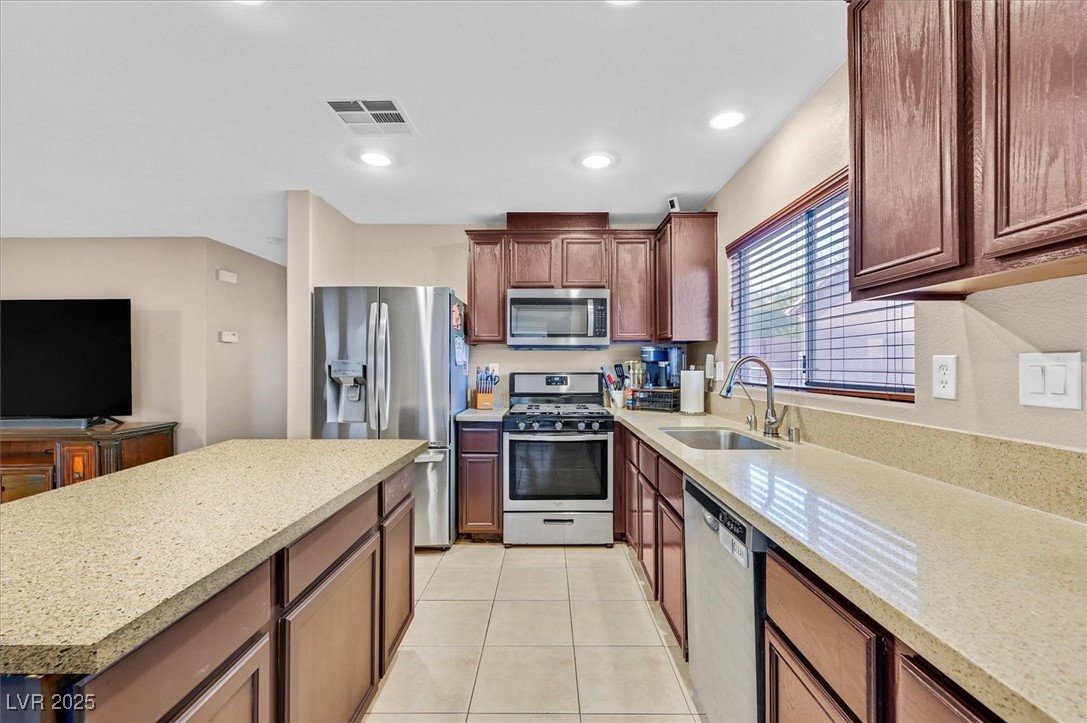 8112 Mustang Hill Court