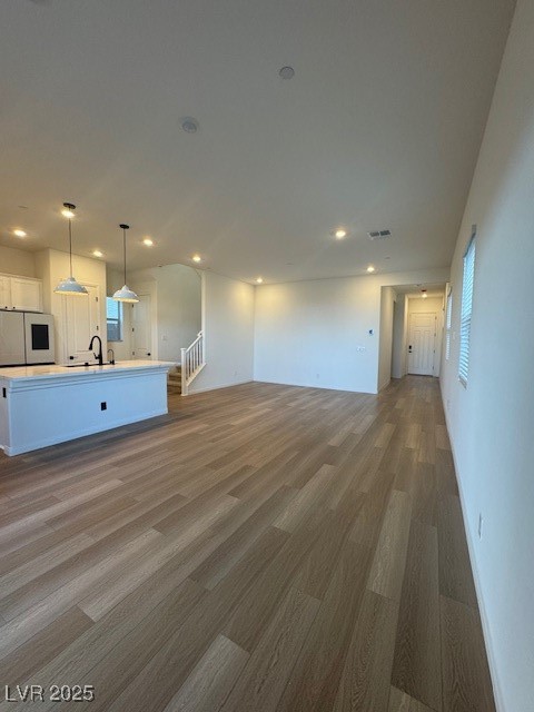 1586 Crowned Eagle Street