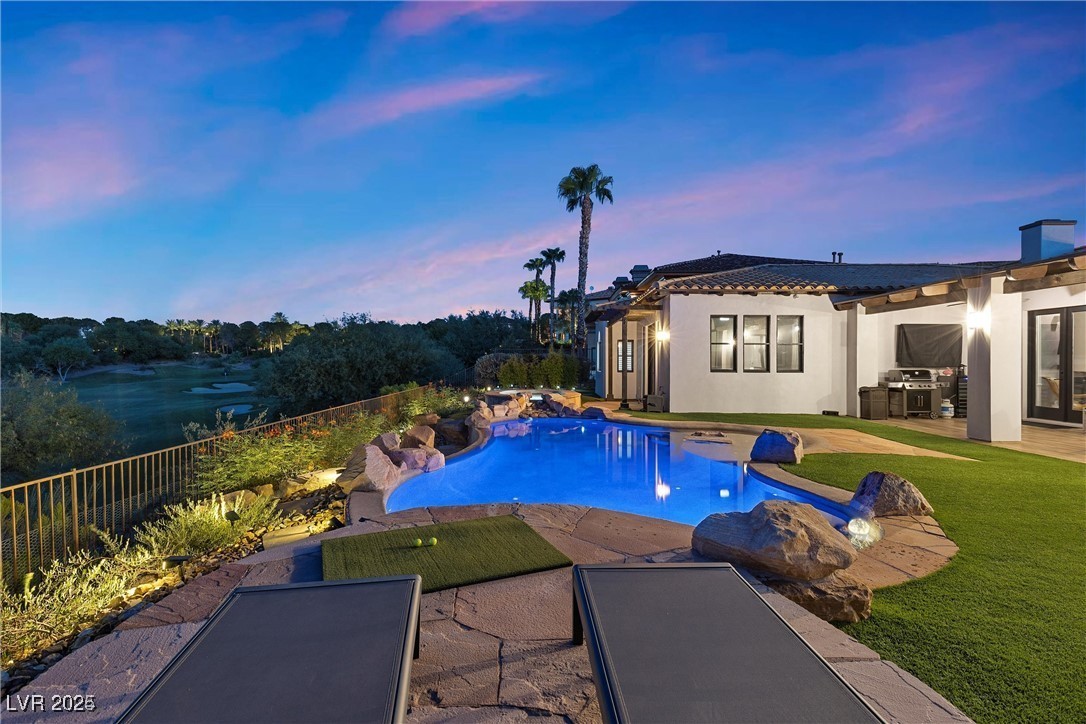 3 Rue Allard Way