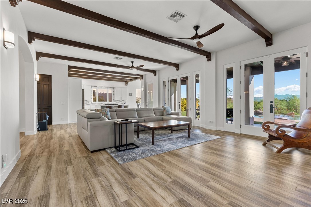 3 Rue Allard Way