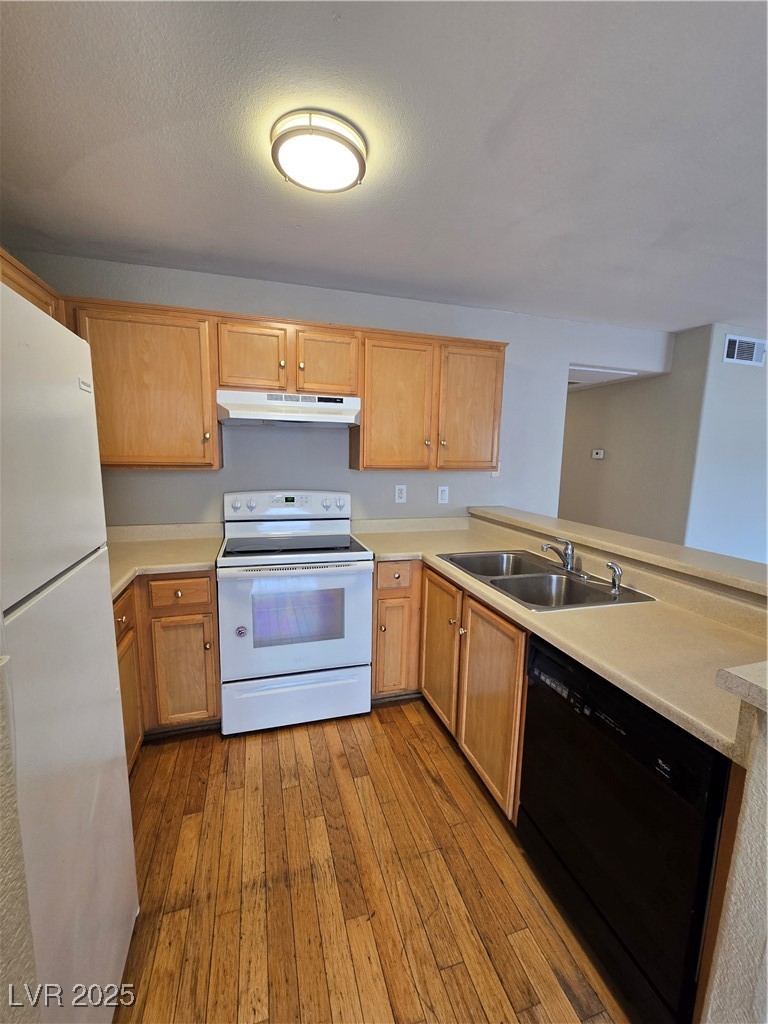 2972 Juniper Hills 201